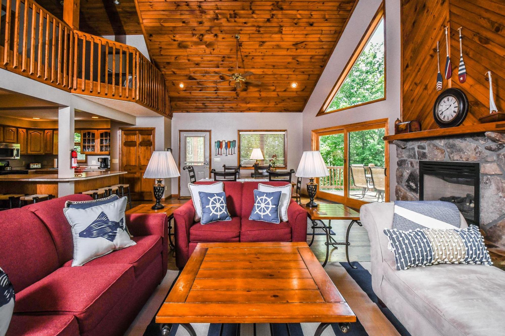 Tranquility Villa McHenry Exterior photo