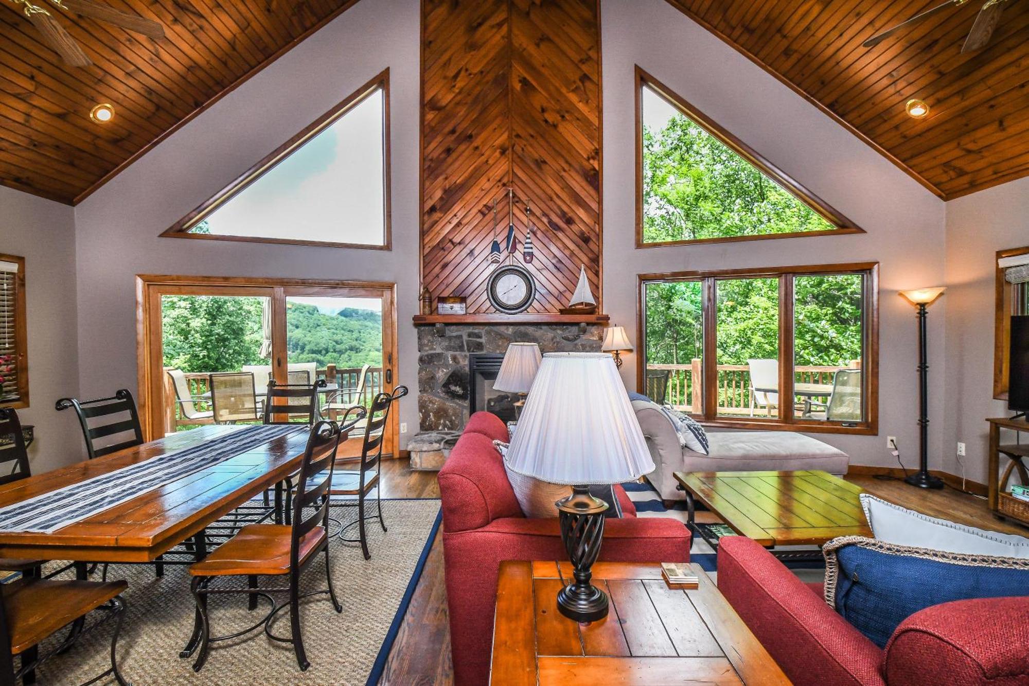 Tranquility Villa McHenry Exterior photo
