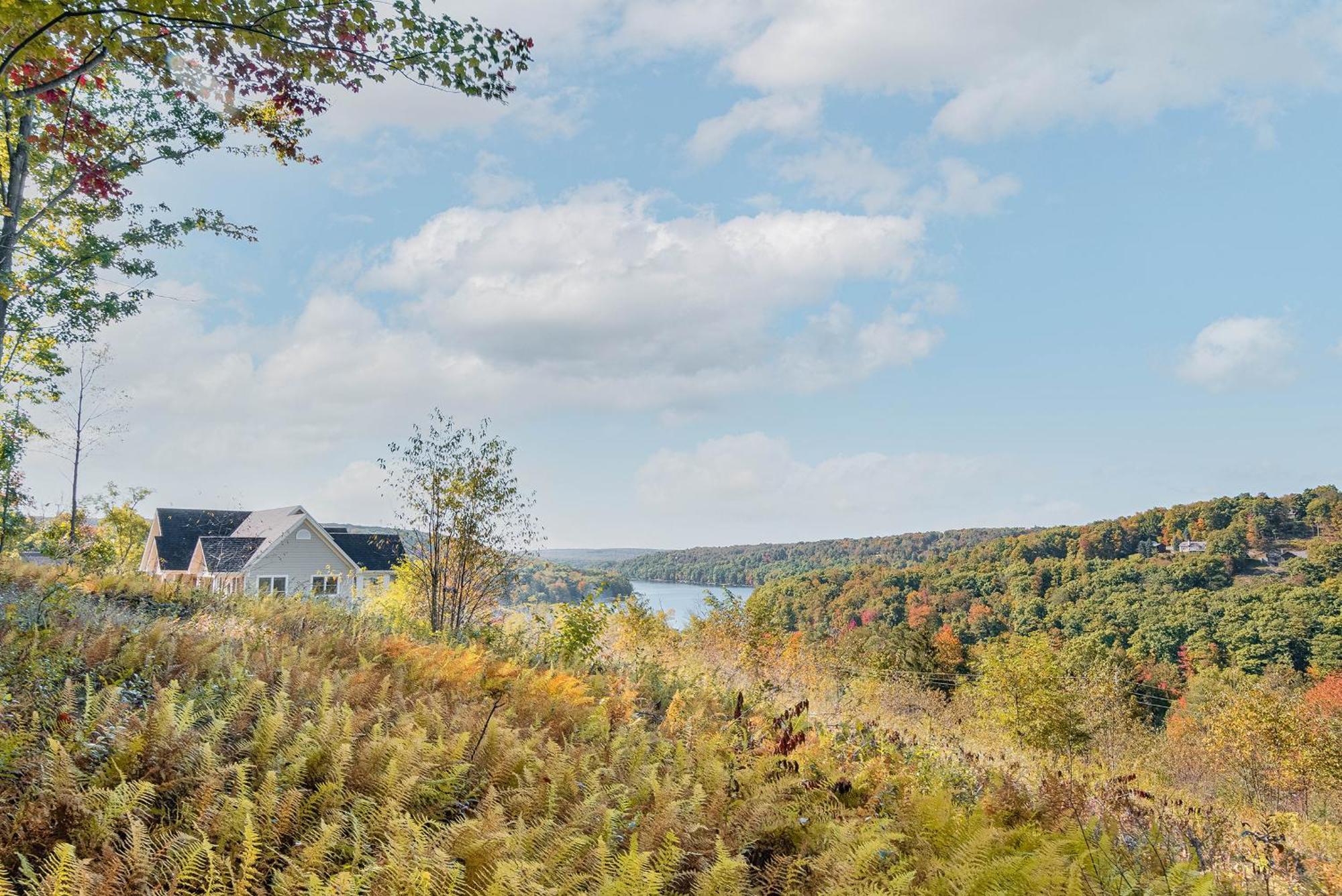 Tranquility Villa McHenry Exterior photo